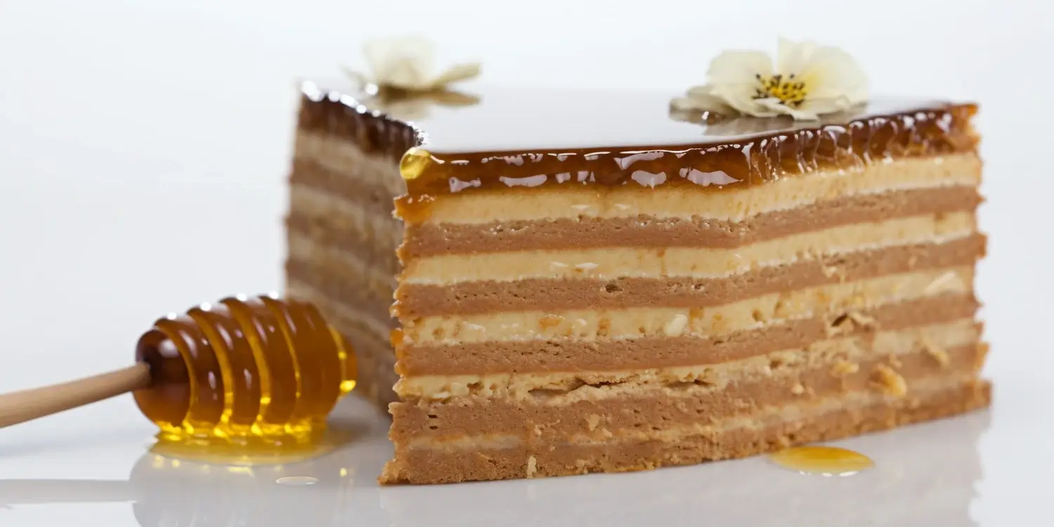 Miód akacjowy jak spożywać?